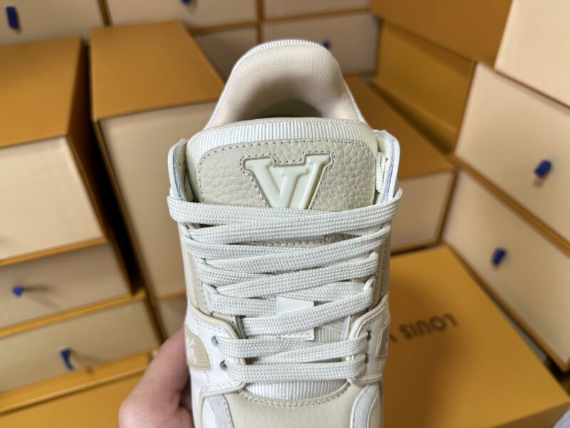 LV Chubby Trainer Men's & Women's White - छवि 3